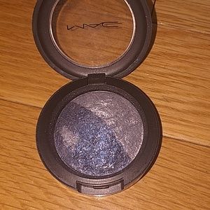 MAC Mineralize Bake Duo. Color Gondola